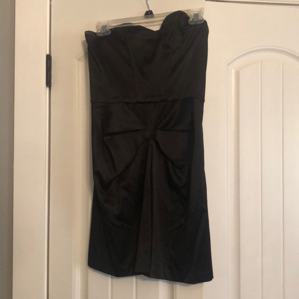 Black strapless mini